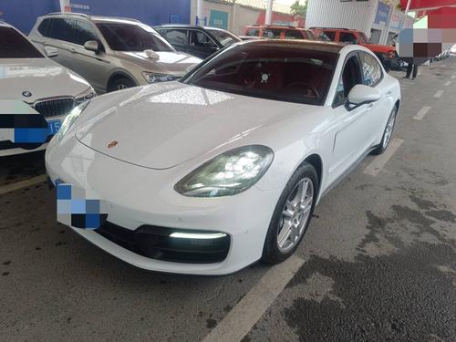 Porsche Panamera 2023