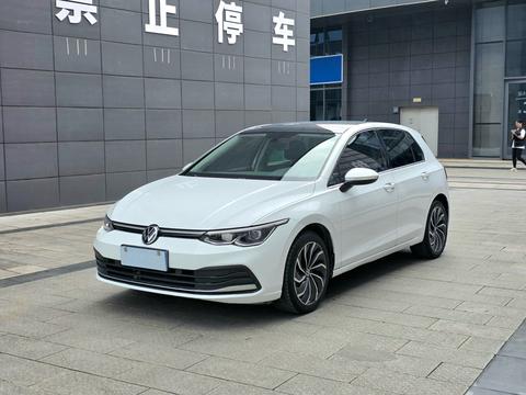 Volkswagen Golf 2021
