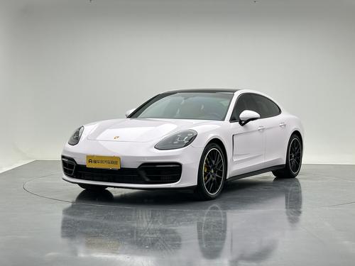 Porsche Panamera 2022