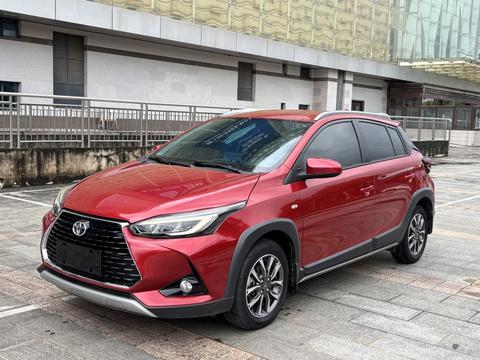 Toyota Yaris L 2022