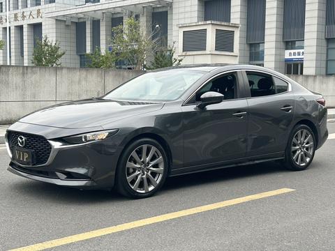 Mazda 3 Axela 2021