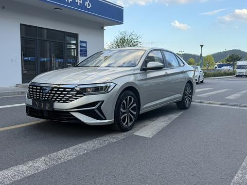 Jetta VA7 2025