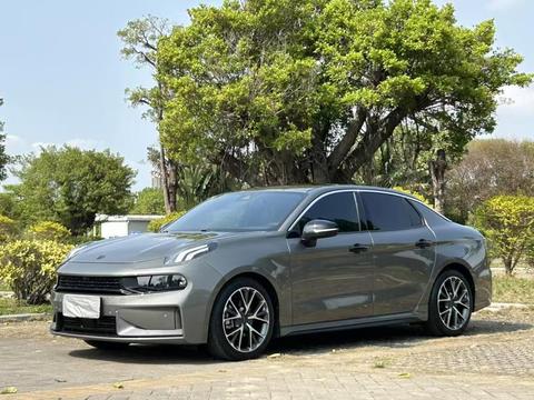 Lynk & Co 03 2022