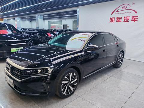 Volkswagen Passat 2025