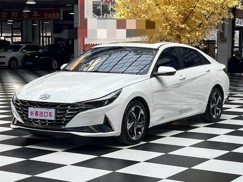 Hyundai Elantra 2022