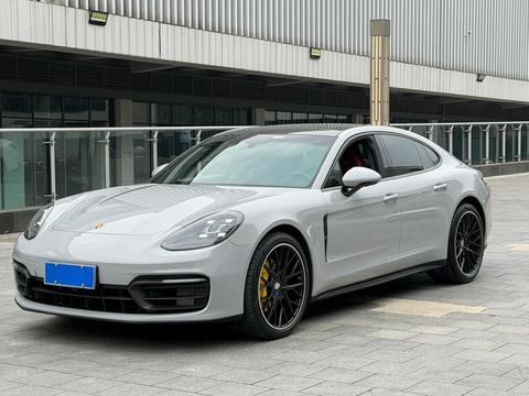 Porsche Panamera 2021