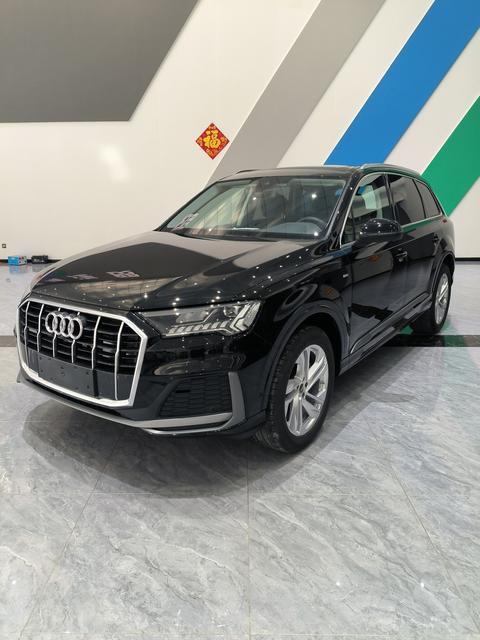 Audi Q7 2023