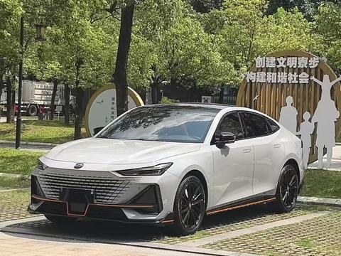 Changan UNI-V 2023