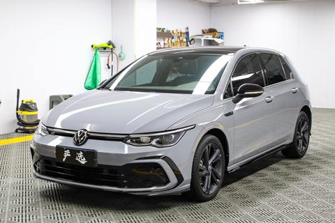 Volkswagen Golf 2021