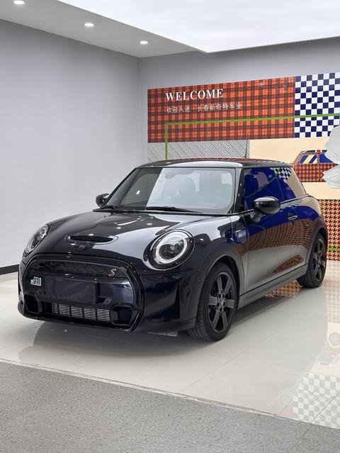MINI Cooper 2023