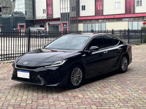 Toyota Camry 2024