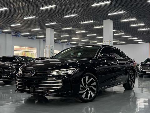 Volkswagen Passat 2025