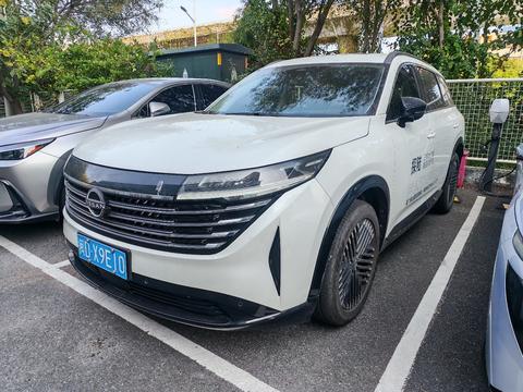 Nissan Pathfinder 2024