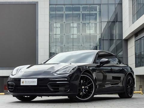 Porsche Panamera 2023