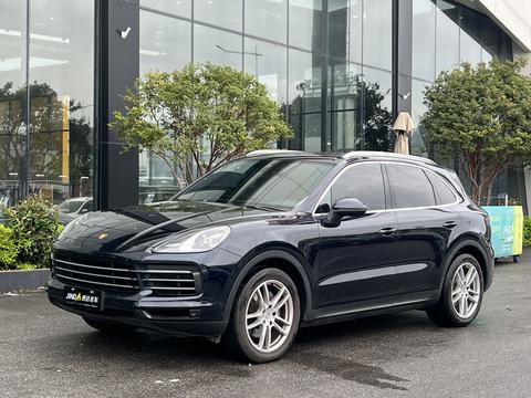 Porsche Cayenne 2022