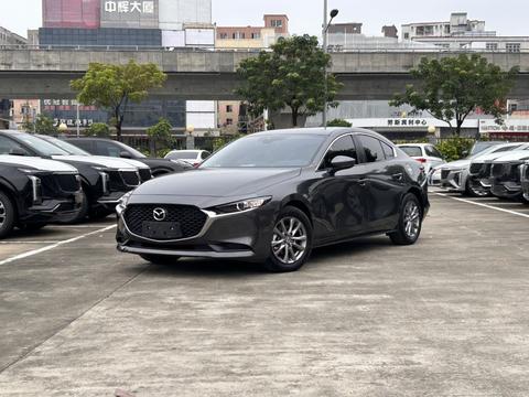 Mazda 3 Axela 2023