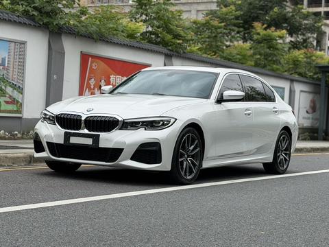 BMW 3 Series 2022