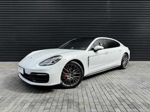 Porsche Panamera 2023