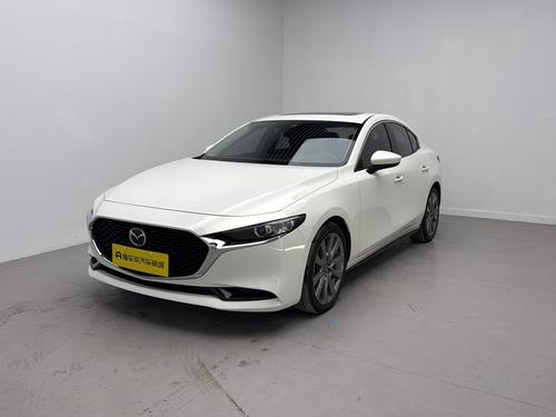 Mazda 3 Axela 2022