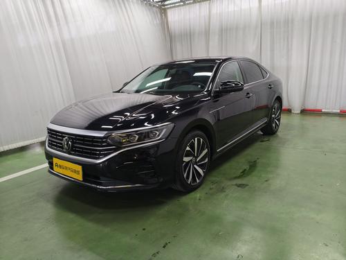 Volkswagen Passat 2024