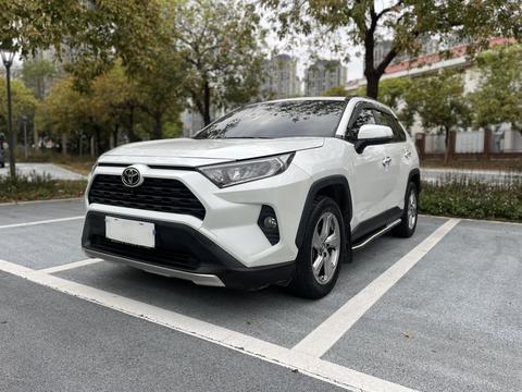 Toyota RAV4 2021