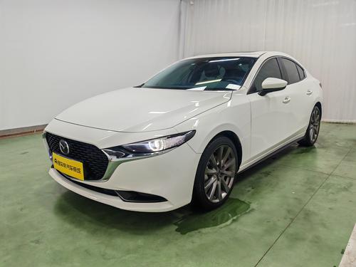 Mazda 3 Axela 2022