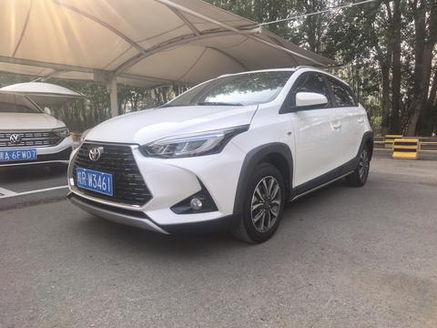 Toyota Yaris L 2022