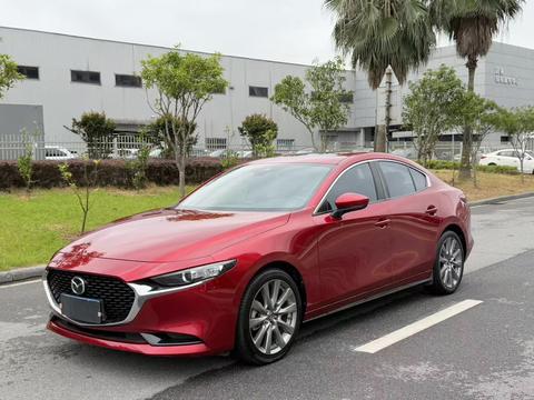 Mazda 3 Axela 2021