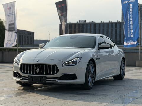 Maserati Quattroporte 2022