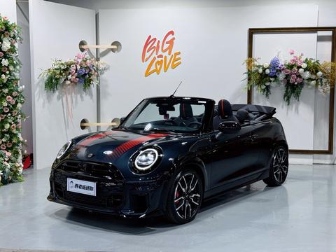 MINI JCW 2025