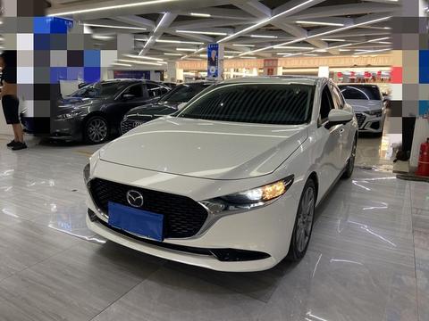 Mazda 3 Axela 2022