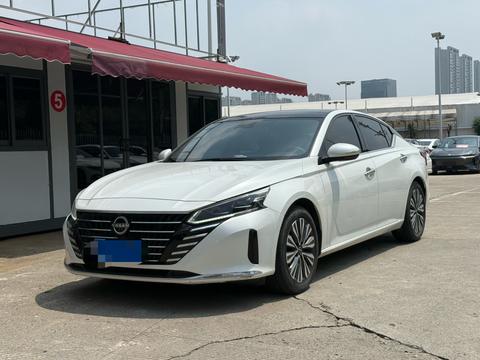 Nissan Teana 2024