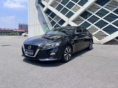 Nissan Teana 2021