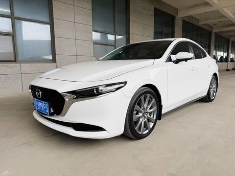 Mazda 3 Axela 2021