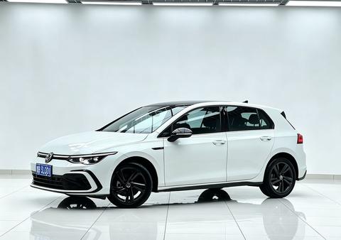 Volkswagen Golf 2023