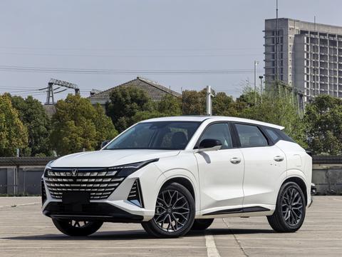 Changan UNI-Z 2025