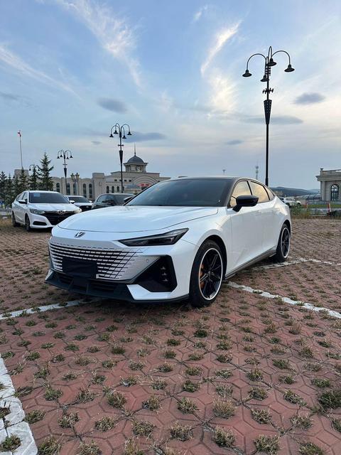 Changan UNI-V 2022