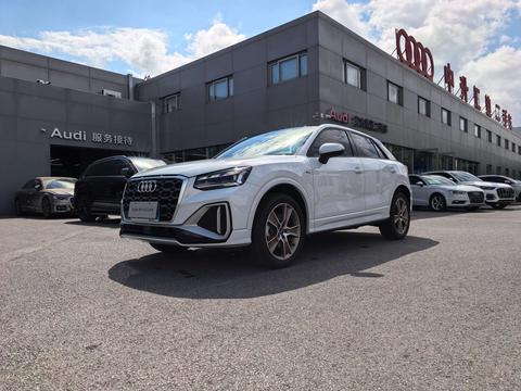 Audi Q2L 2024
