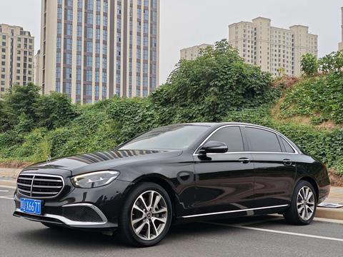 Mercedes-Benz E-Class 2022