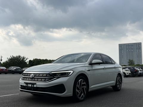 Volkswagen Sagitar 2021