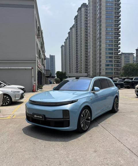 Li Auto L7 2025