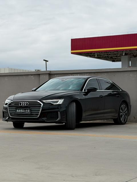 Audi A6L 2022