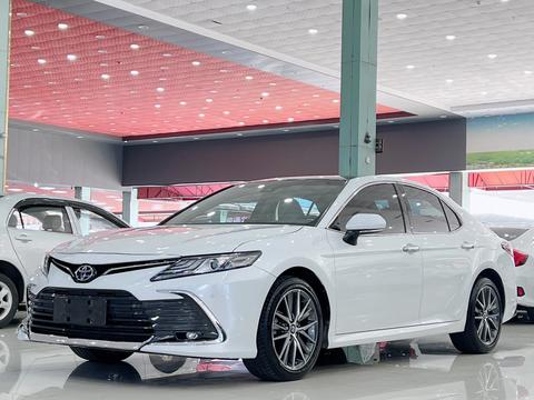 Toyota Camry 2021