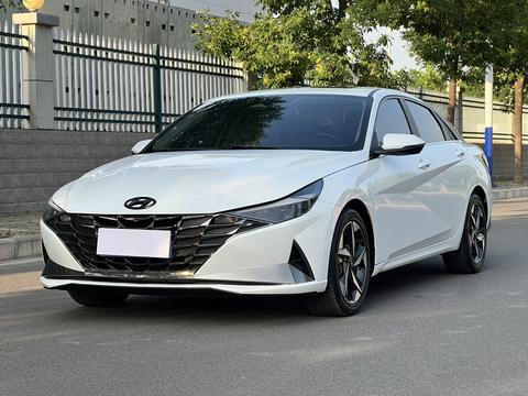 Hyundai Elantra 2022