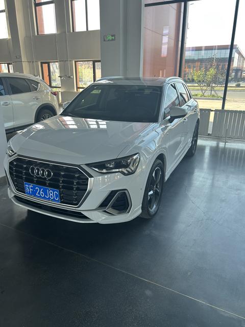 Audi Q3 2022