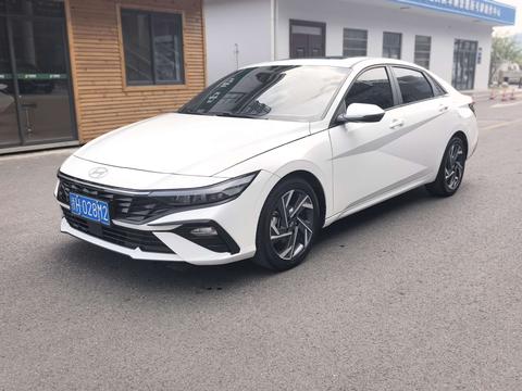 Hyundai Elantra 2023
