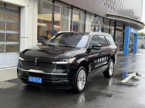 Lincoln Navigator 2025