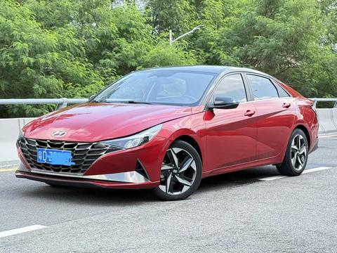 Hyundai Elantra 2022