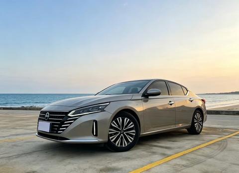 Nissan Teana 2022