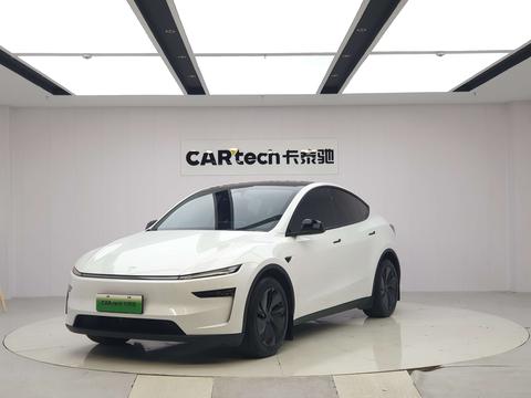 Tesla Model Y 2025